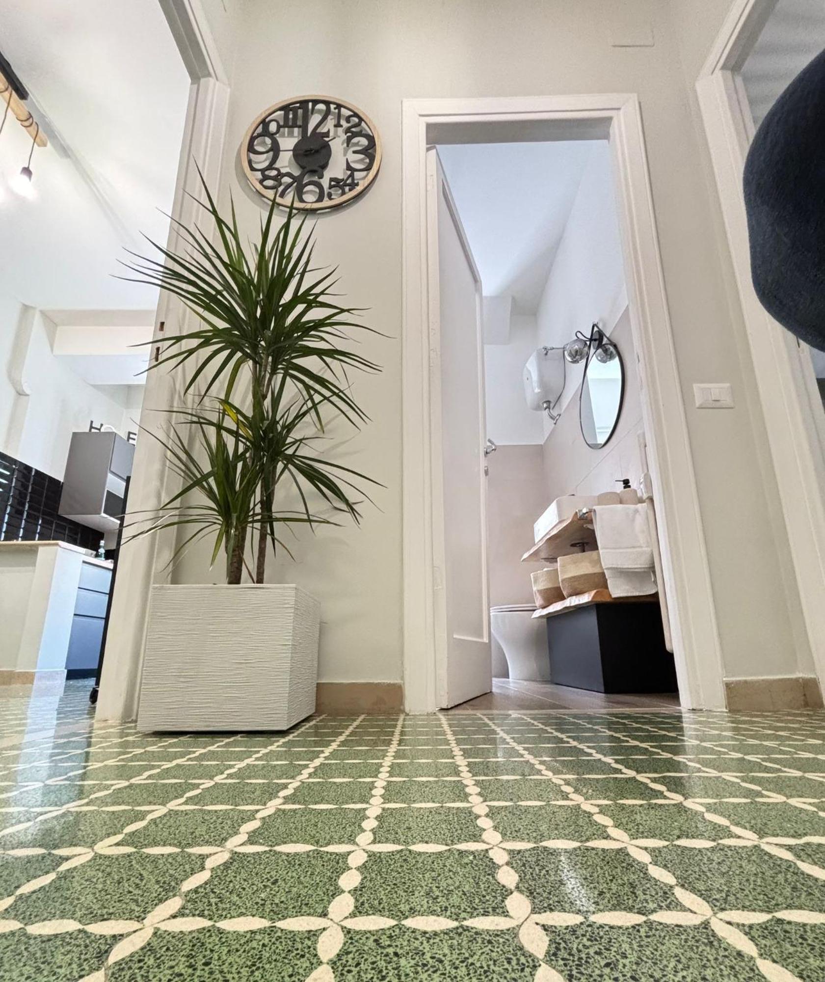 Bright Apartment Near San Pietro ローマ エクステリア 写真