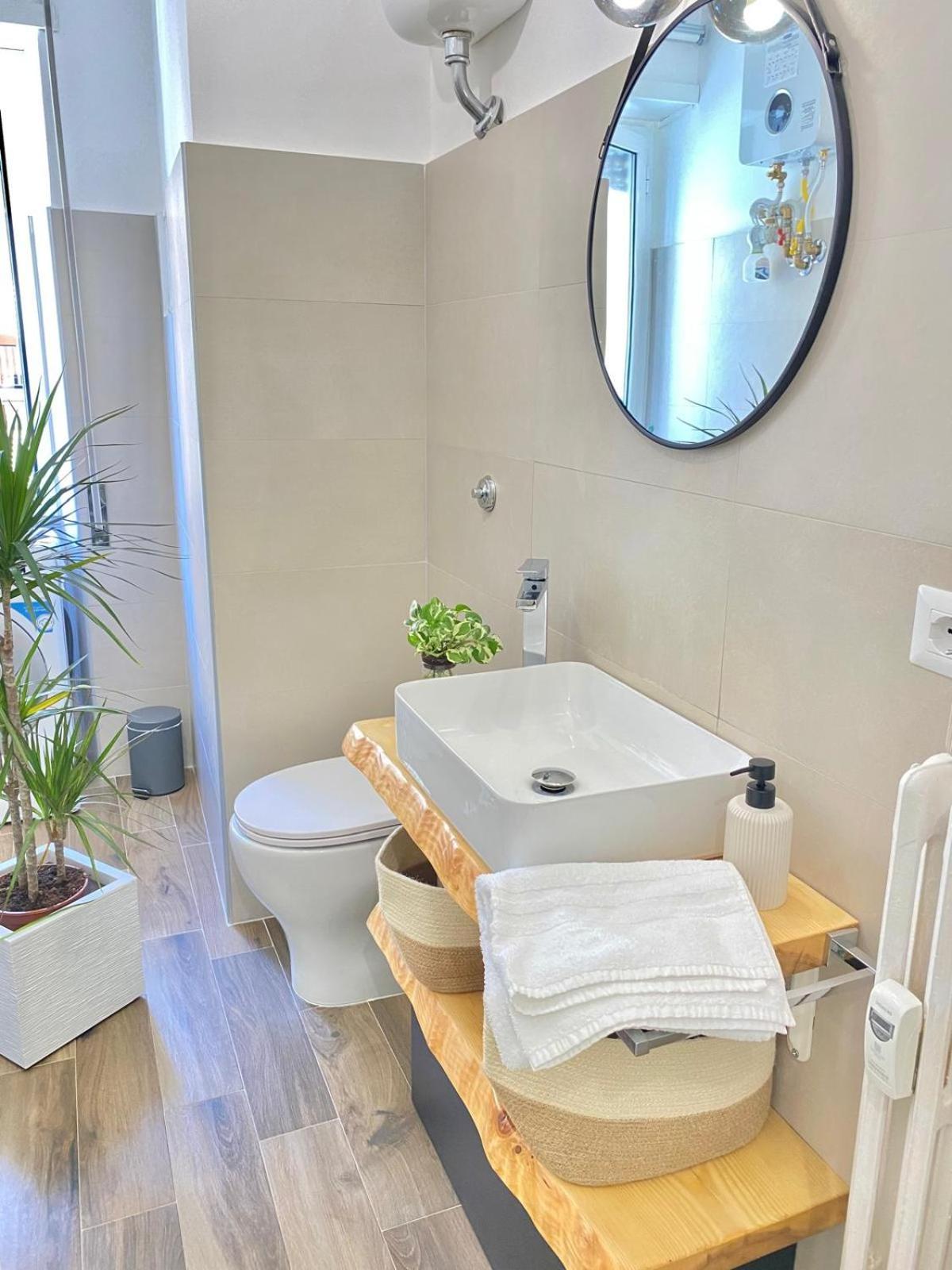 Bright Apartment Near San Pietro ローマ エクステリア 写真